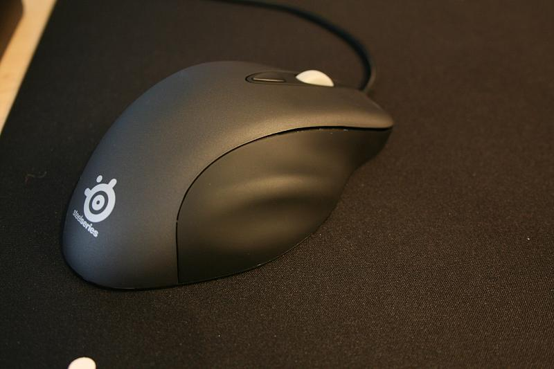 Illustration for article titled Razer vs. SteelSeries PC Gaming Gear Battlemodo: Which One Made Me a Better Gamer?